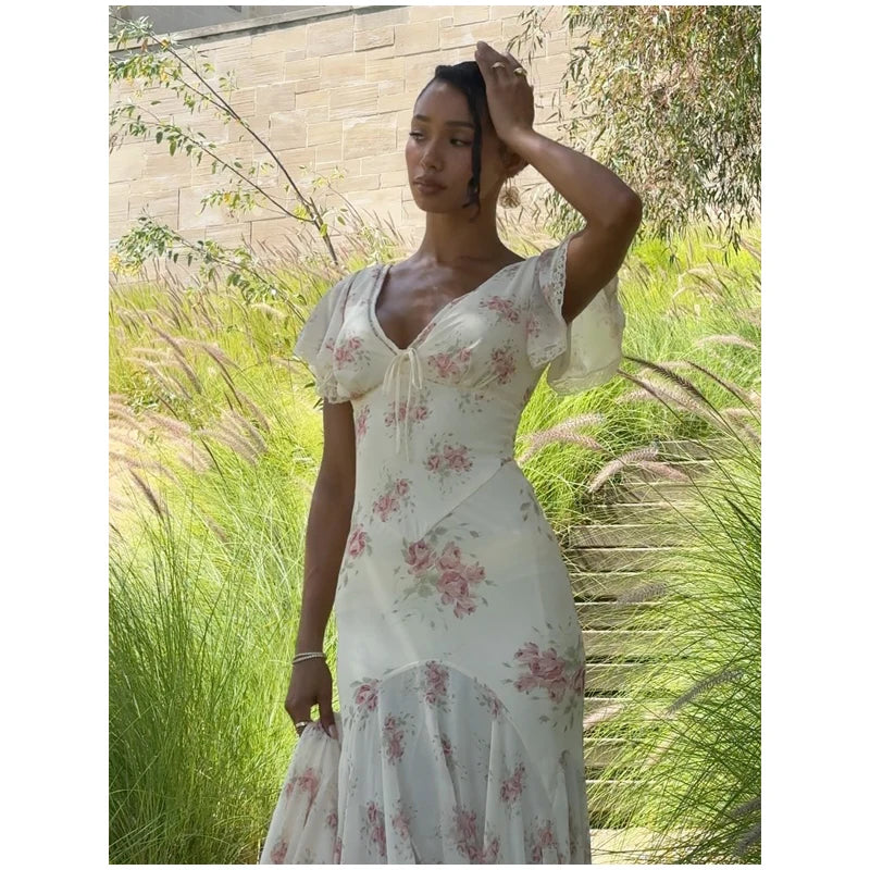 Floral V-Neck Fishtail Maxi Dress!