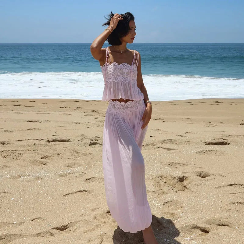 Floral Lace Beach Set – Cropped Cami Top & High-Waist Maxi Skirt.