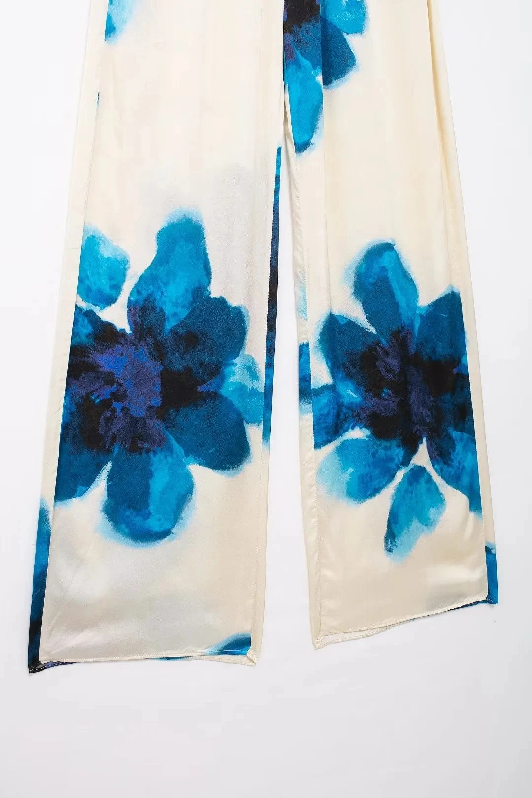 Chic Floral Blouse & Wide-Leg Pants Set