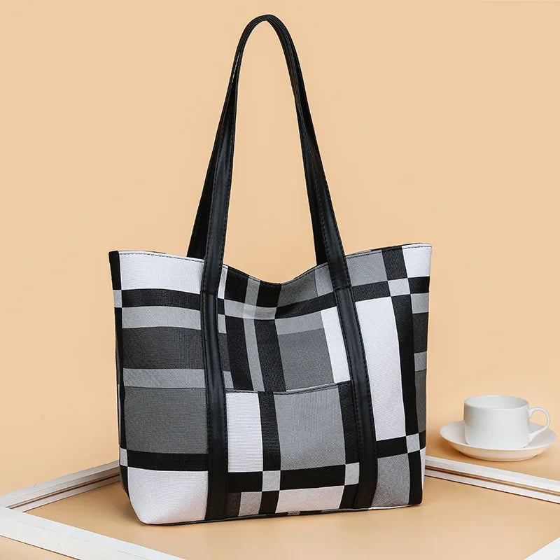 Trendy Plaid Large-Capacity Tote Bag