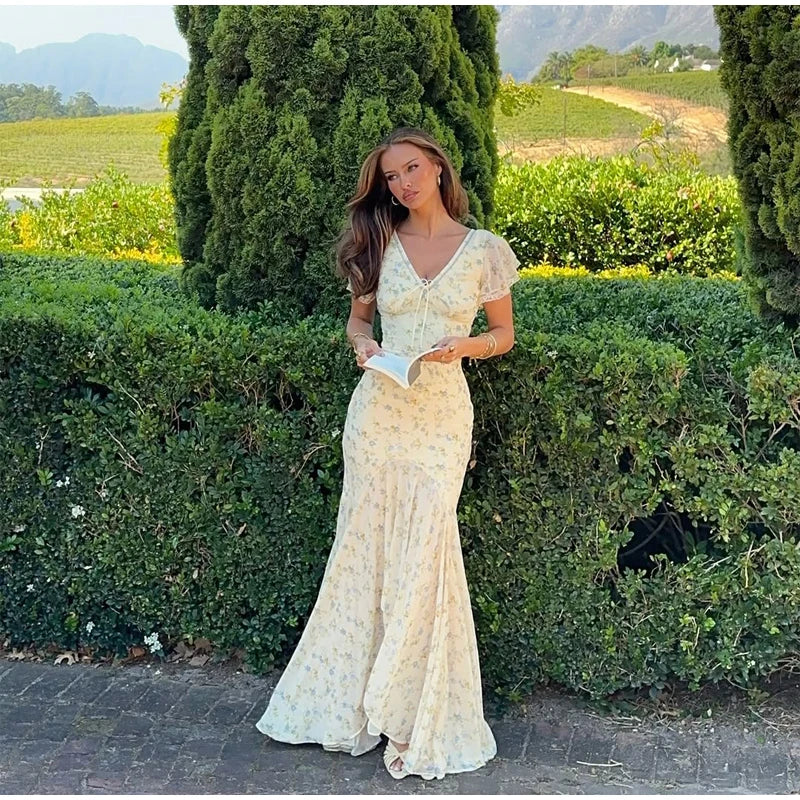 Floral V-Neck Fishtail Maxi Dress!