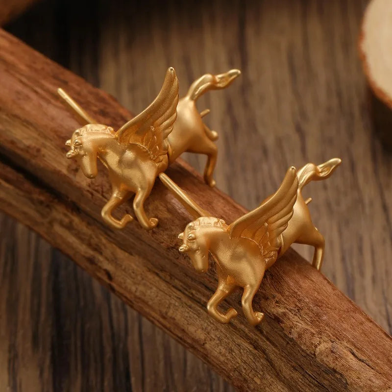 A Pair of Personalized Male Zodiac Pegasus Earrings, Trendy Women's Cute Pegasus Ear Studs, Fashionable Punk Jewelry Gifts