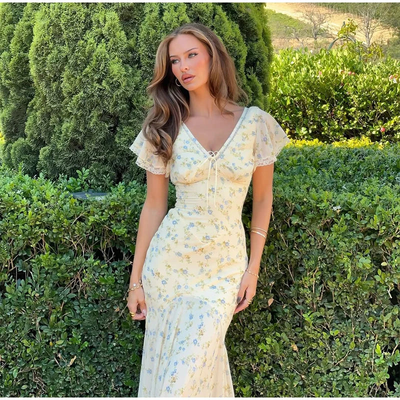 Floral V-Neck Fishtail Maxi Dress!