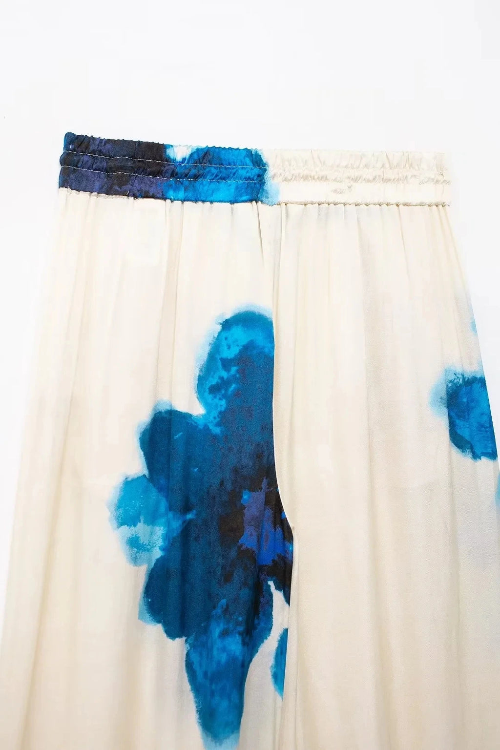 Chic Floral Blouse & Wide-Leg Pants Set