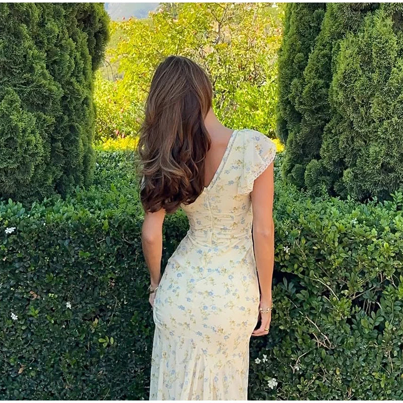 Floral V-Neck Fishtail Maxi Dress!